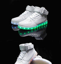 WHITE HIGH-TOP LEDS